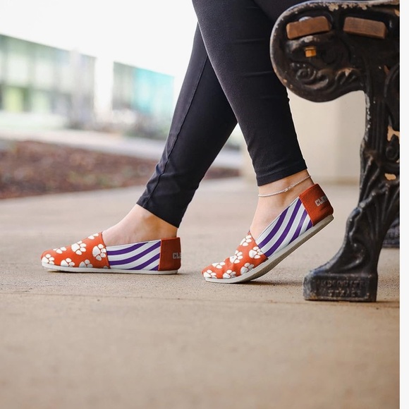 🆕 Clemson Tigers| FOCO Women’s NCAA |Canvas Slip-On Shoes| Size Small (US 6) - Picture 8 of 10